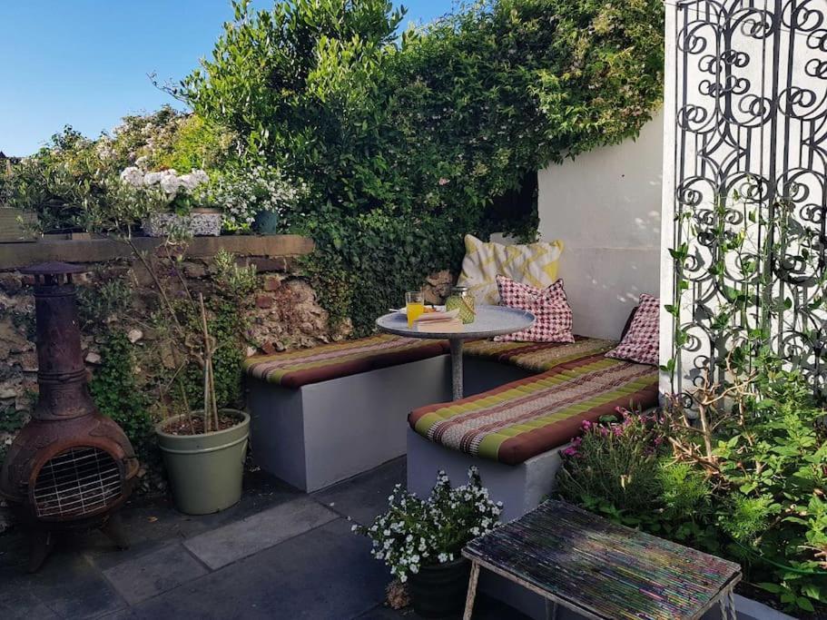 Вілла Stylish Townhouse 15 Mins To Laines & Seafront Brighton Екстер'єр фото