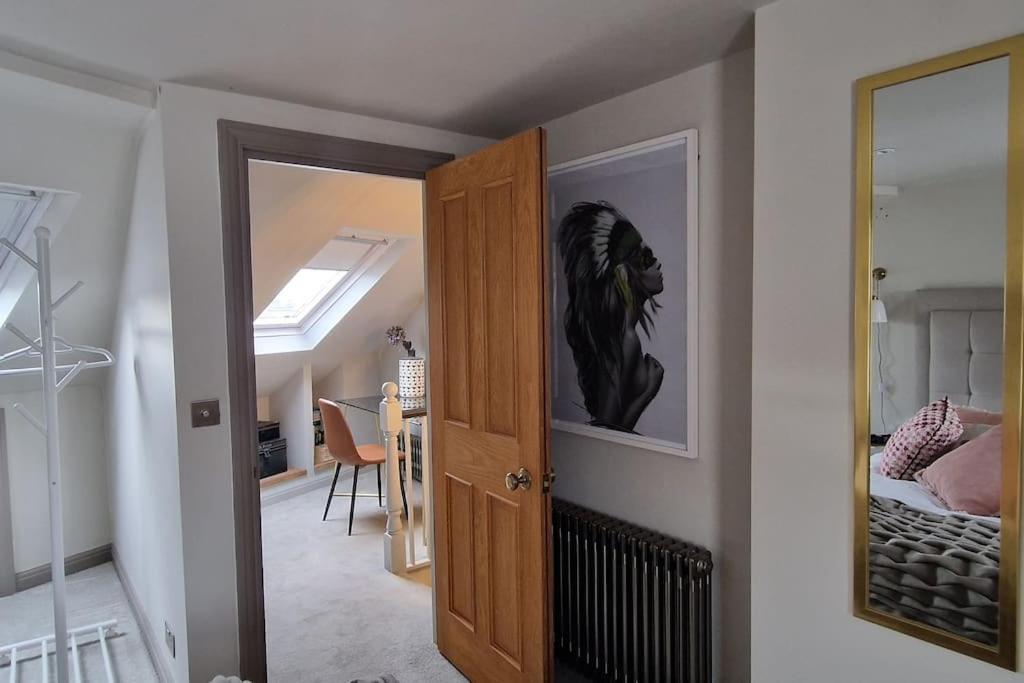 Вілла Stylish Townhouse 15 Mins To Laines & Seafront Brighton Екстер'єр фото