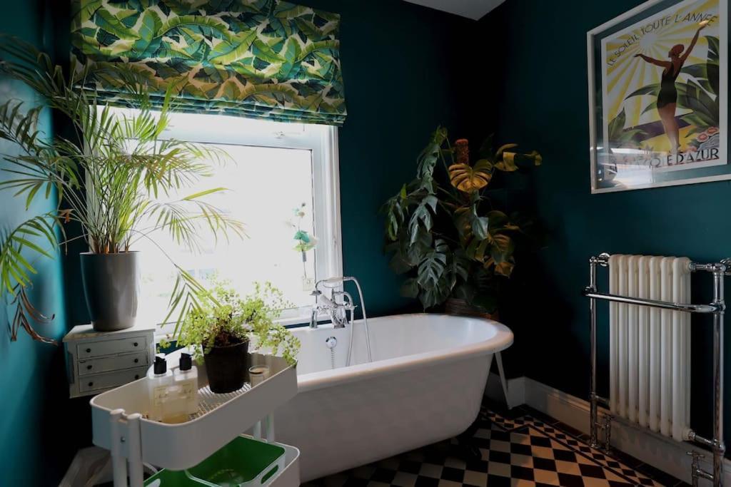 Вілла Stylish Townhouse 15 Mins To Laines & Seafront Brighton Екстер'єр фото